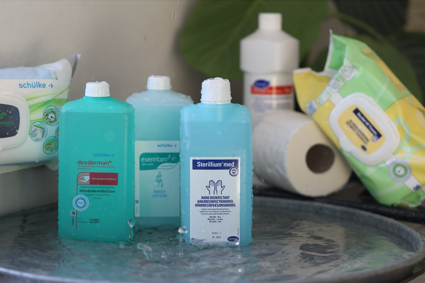 Desinfectiemiddelen, handdesinfectie, toiletrol, alcoholdoekjes, waslotion, desinfectie diversey, hartmann bacillol doekjes